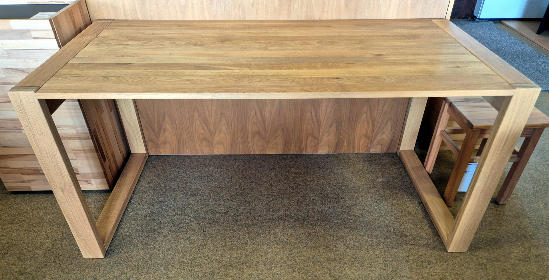 Massivholzschreibtisch 160 x 80 cm