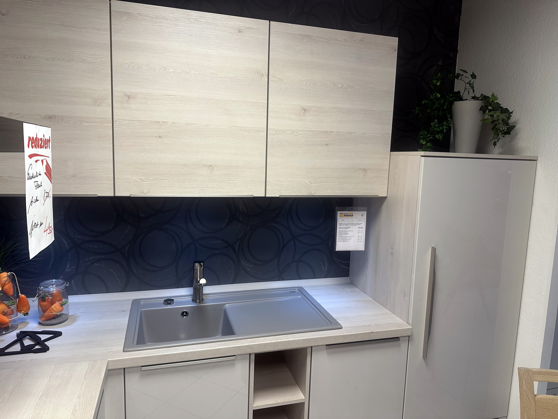 Einbauküche Flash, seidengrau Hochglanz