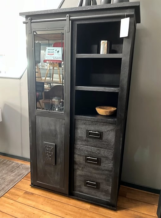 Vitrine industrial-Design Mangoholz massiv schwarz